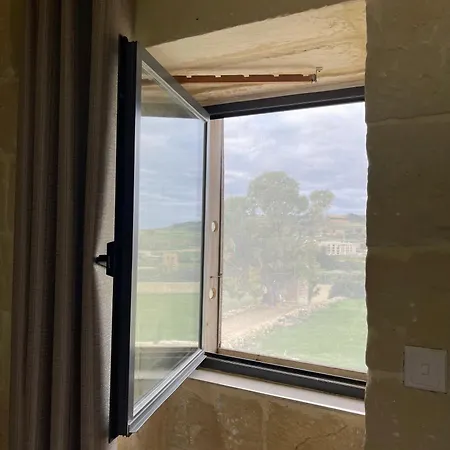 Daner Ta' Pantu House * Kerċem