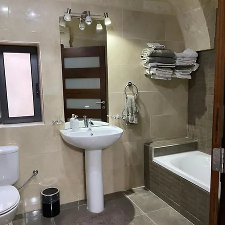 Daner Ta' Pantu House